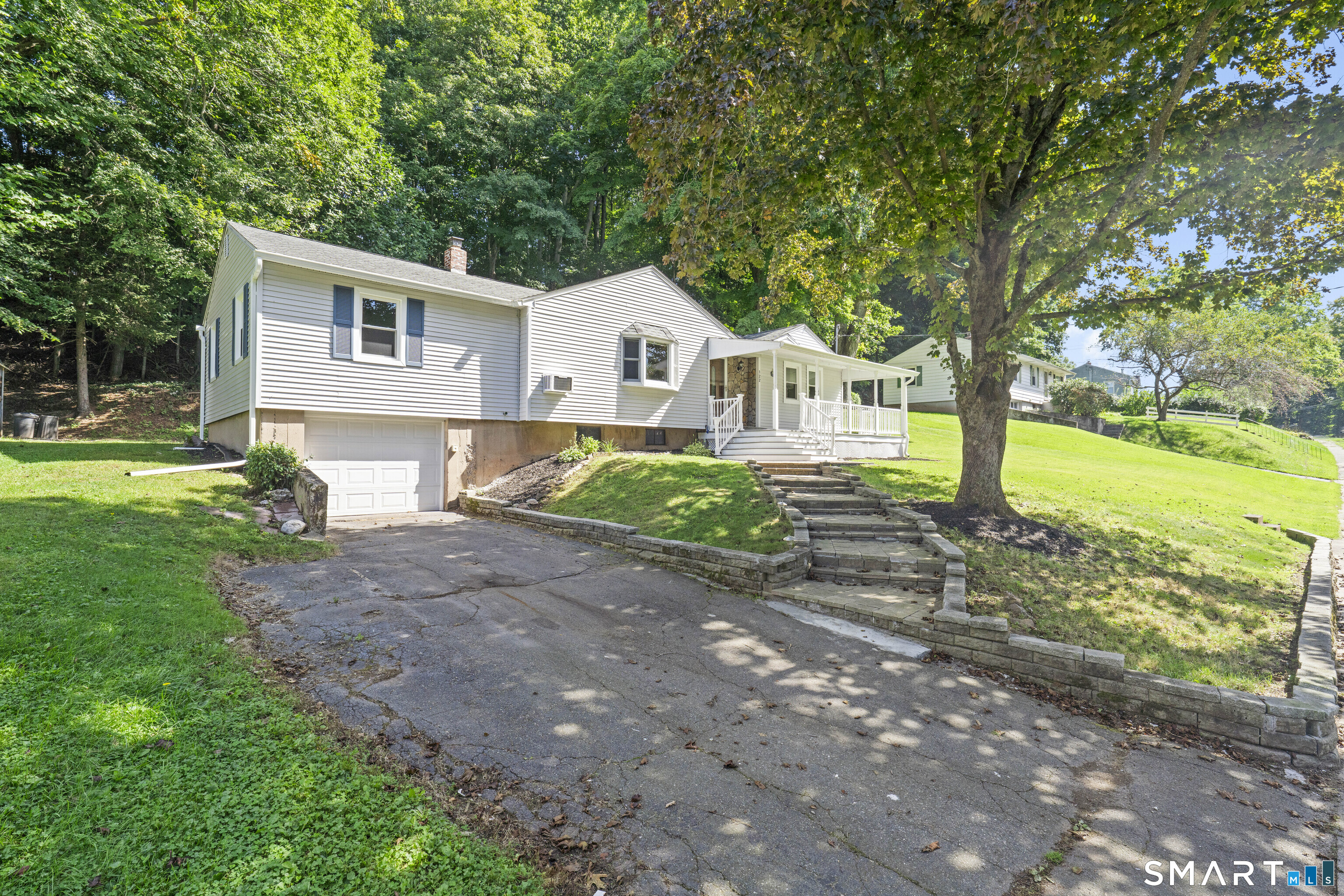 122 Green Hill Lane Cheshire CT 06410