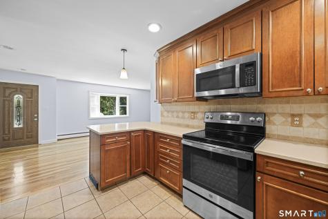 122 Green Hill Lane Cheshire CT 06410