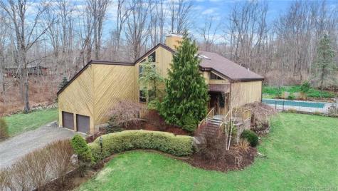 51 Pheasant Ridge Road Redding CT 06896