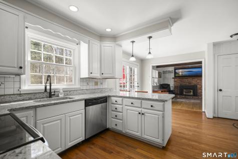 85 Lawton Road Canton CT 06019