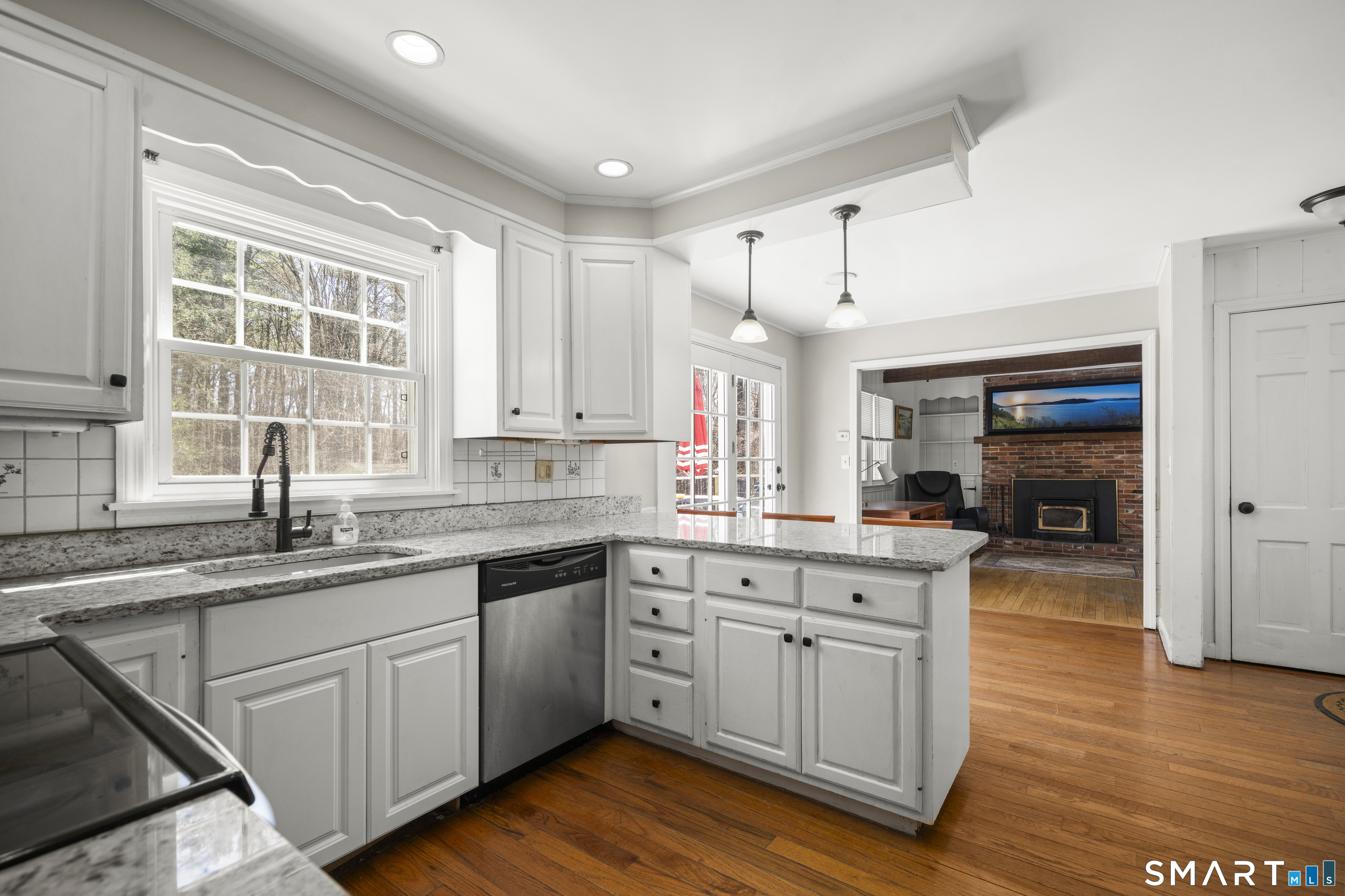85 Lawton Road Canton CT 06019