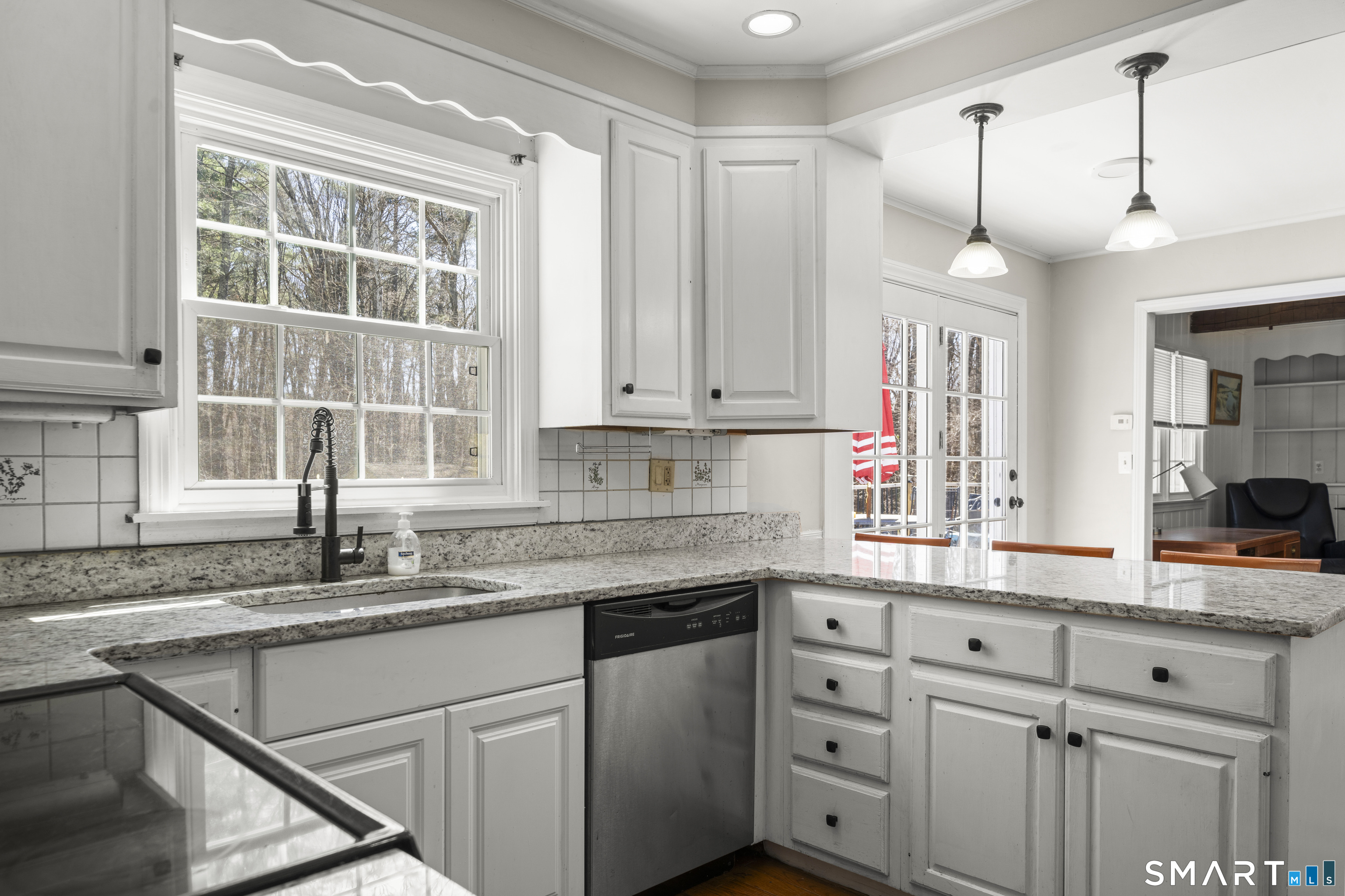 85 Lawton Road Canton CT 06019