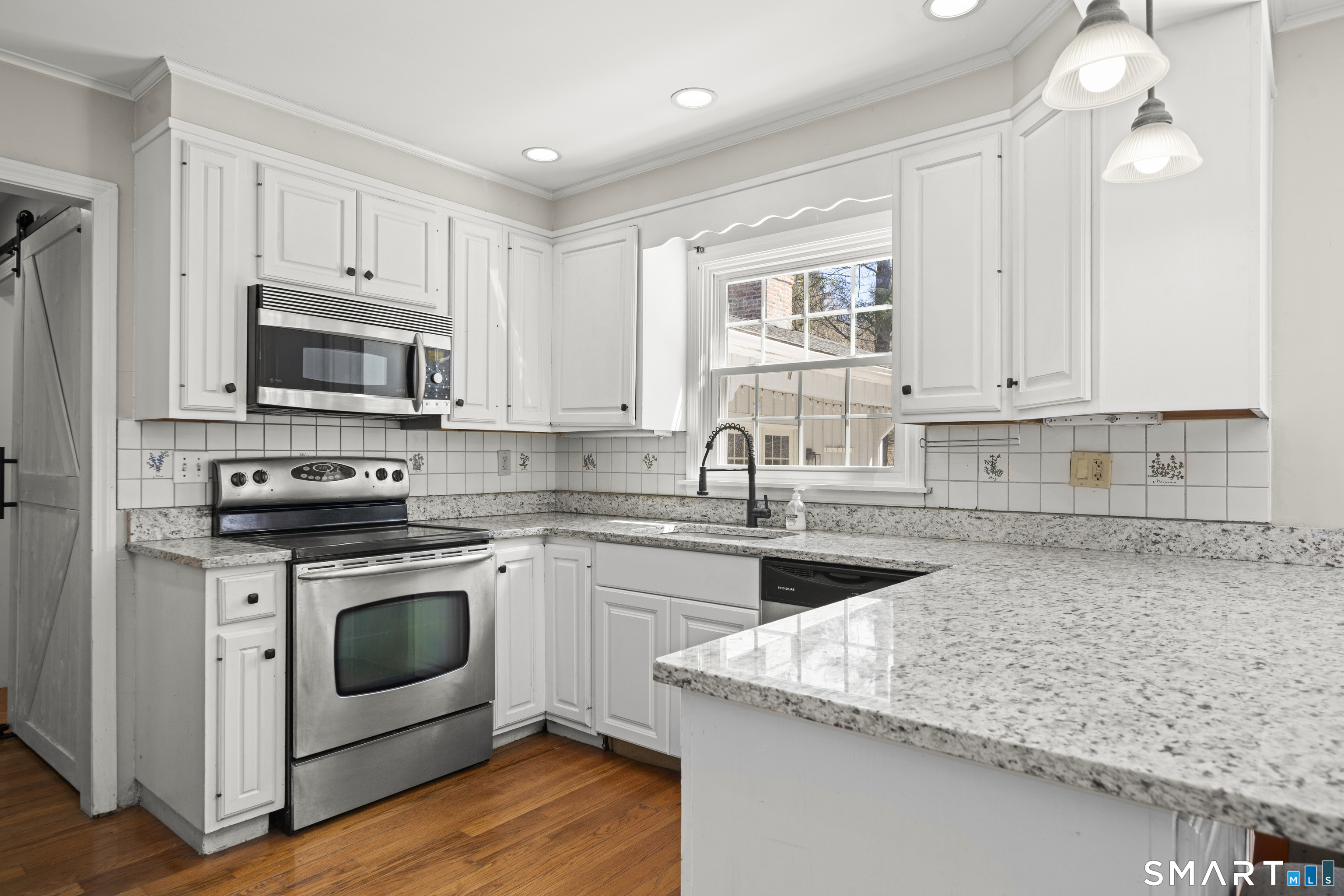 85 Lawton Road Canton CT 06019
