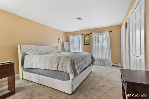 46 Little Brook Lane Newtown CT 06470