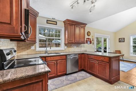 46 Little Brook Lane Newtown CT 06470