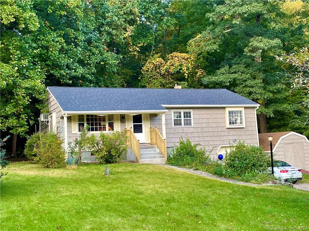 24 Dexter Drive Shelton CT 06484