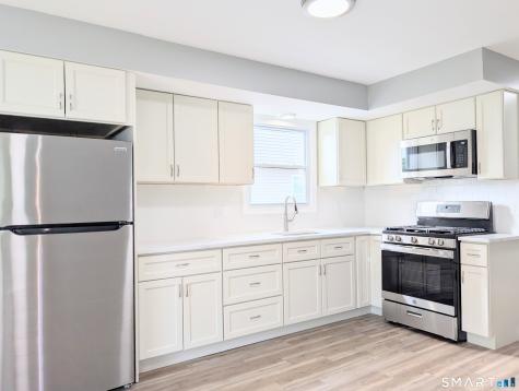 323 Columbus Avenue Stratford CT 06615