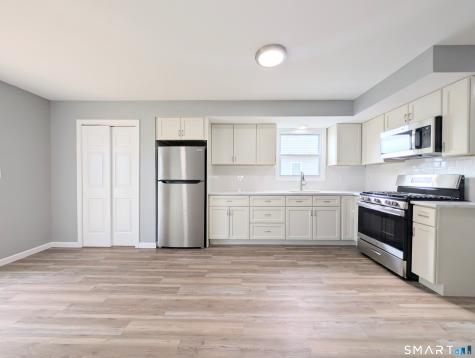 323 Columbus Avenue Stratford CT 06615