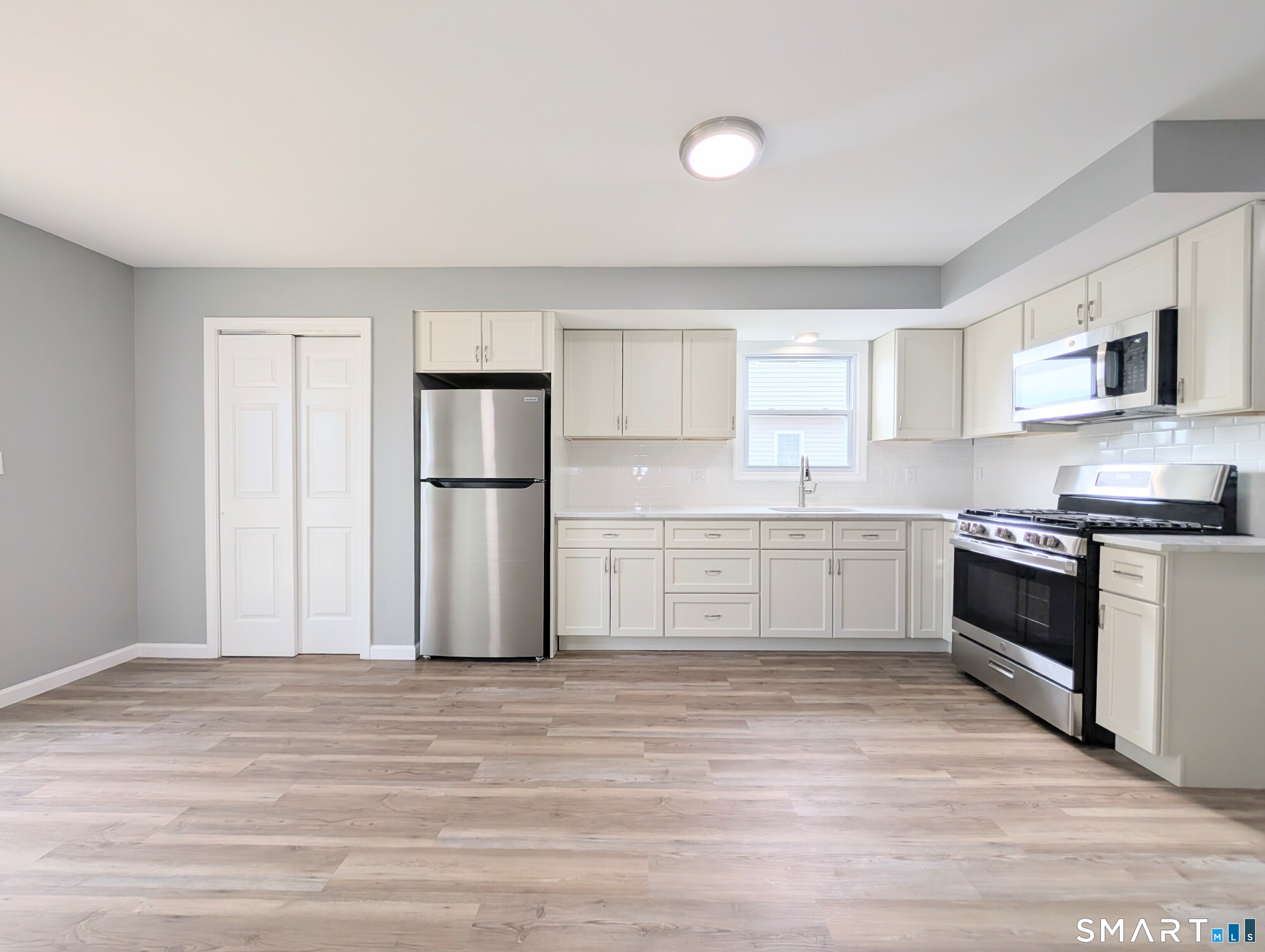 323 Columbus Avenue Stratford CT 06615