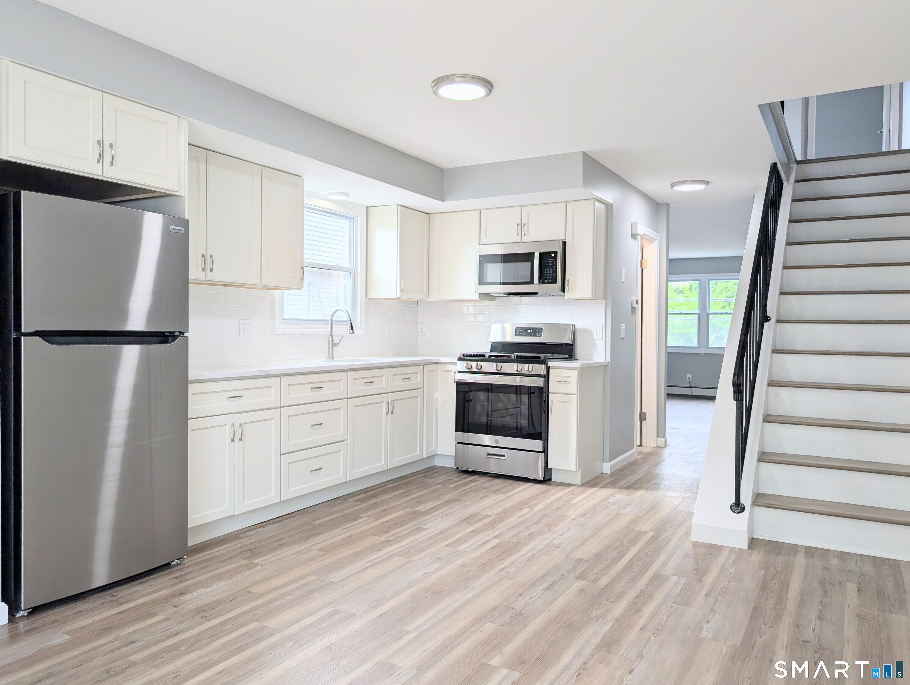 323 Columbus Avenue Stratford CT 06615
