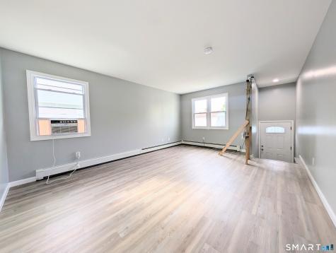 323 Columbus Avenue Stratford CT 06615