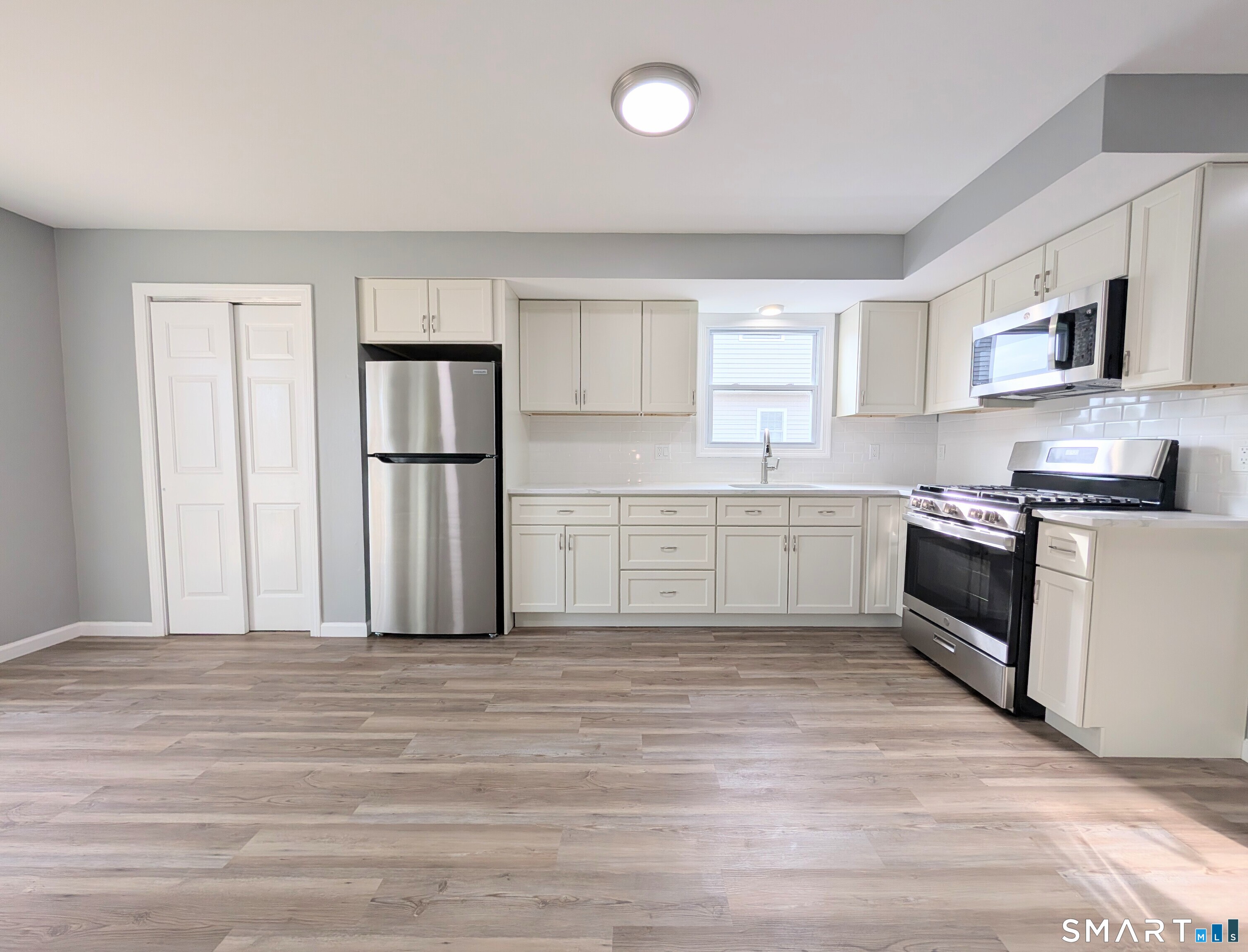 323 Columbus Avenue Stratford CT 06615