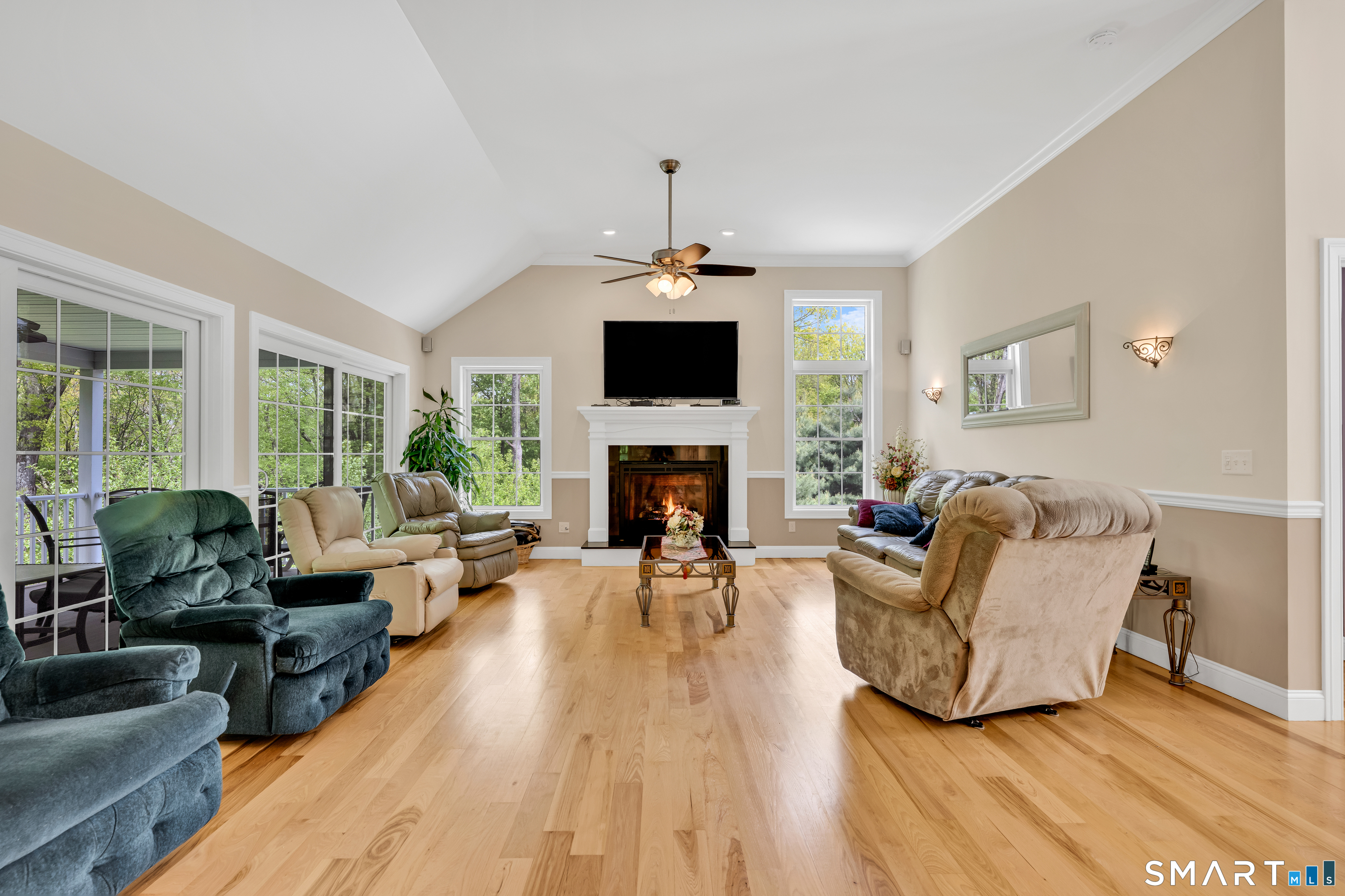 1 Bigwood Lane Burlington CT 06013