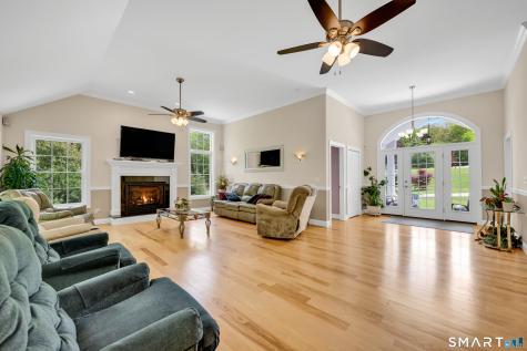 1 Bigwood Lane Burlington CT 06013