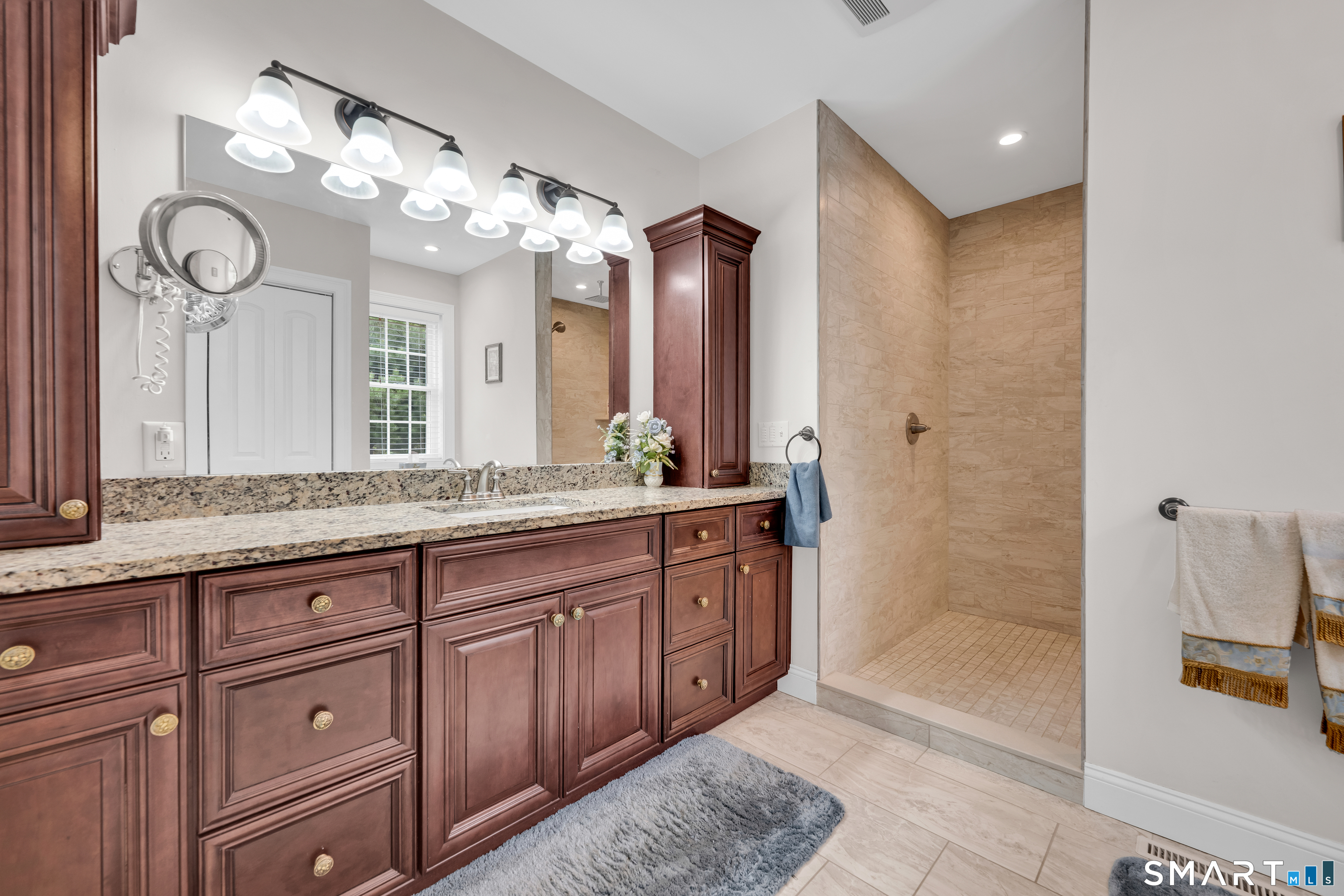 1 Bigwood Lane Burlington CT 06013