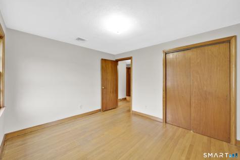61 Linwood Drive East Hartford CT 06118