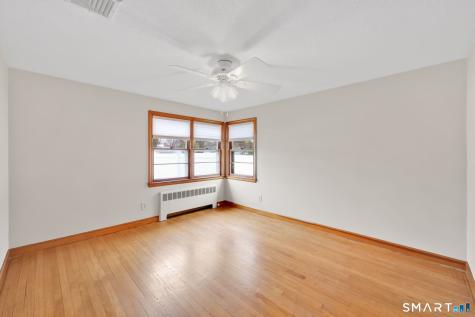 61 Linwood Drive East Hartford CT 06118