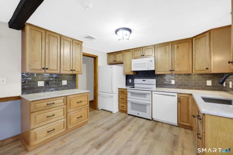 61 Linwood Drive East Hartford CT 06118