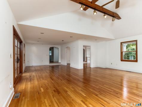 1690 Ridge Road North Haven CT 06473