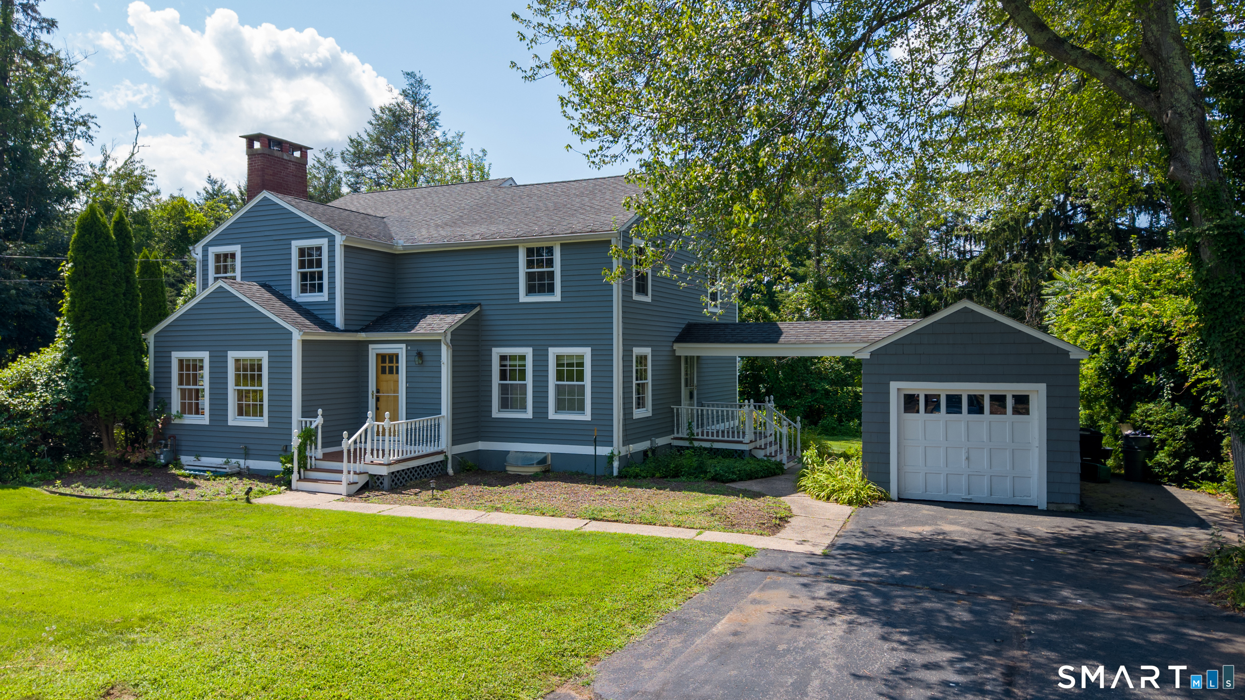 1690 Ridge Road North Haven CT 06473