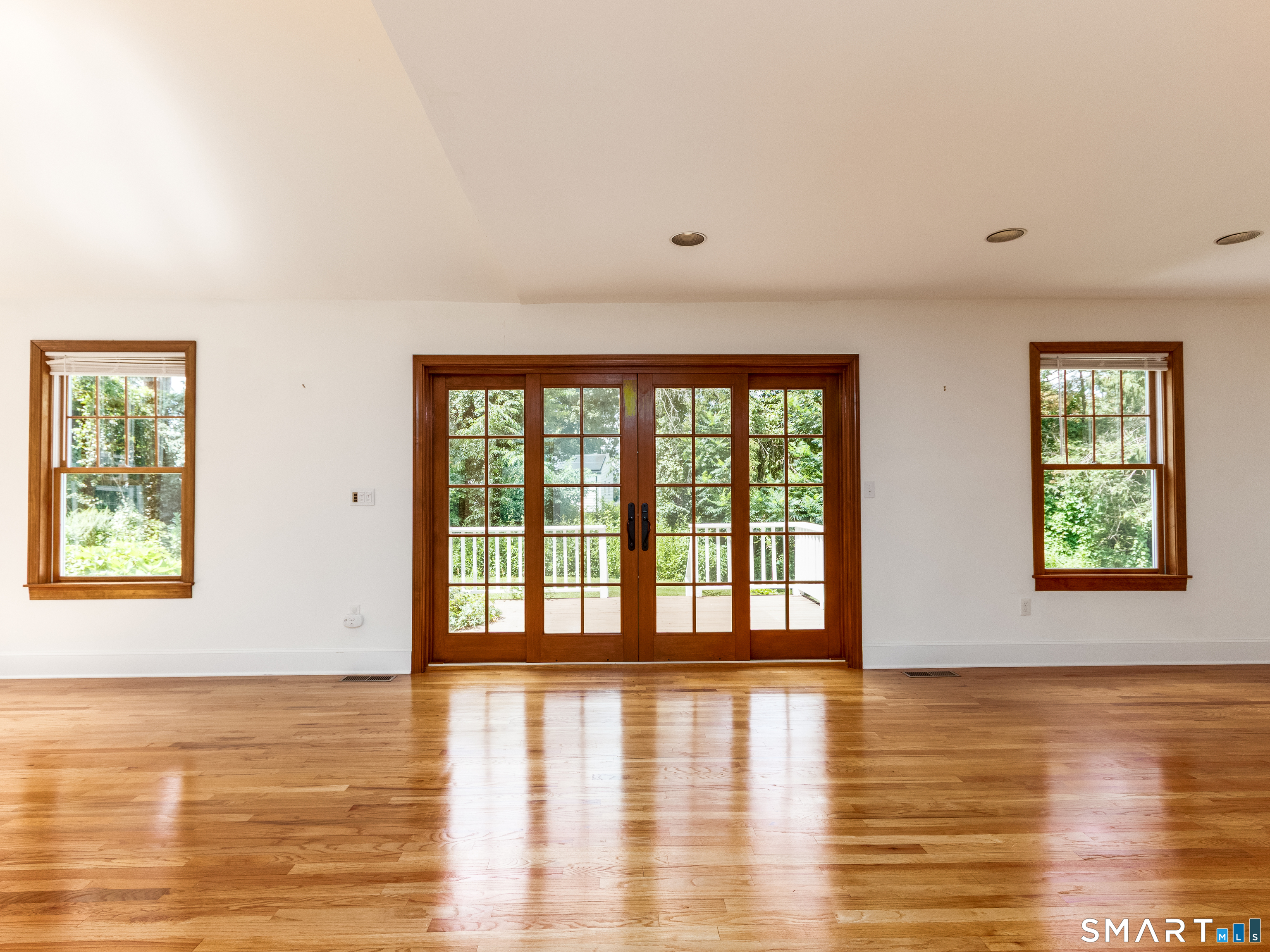1690 Ridge Road North Haven CT 06473
