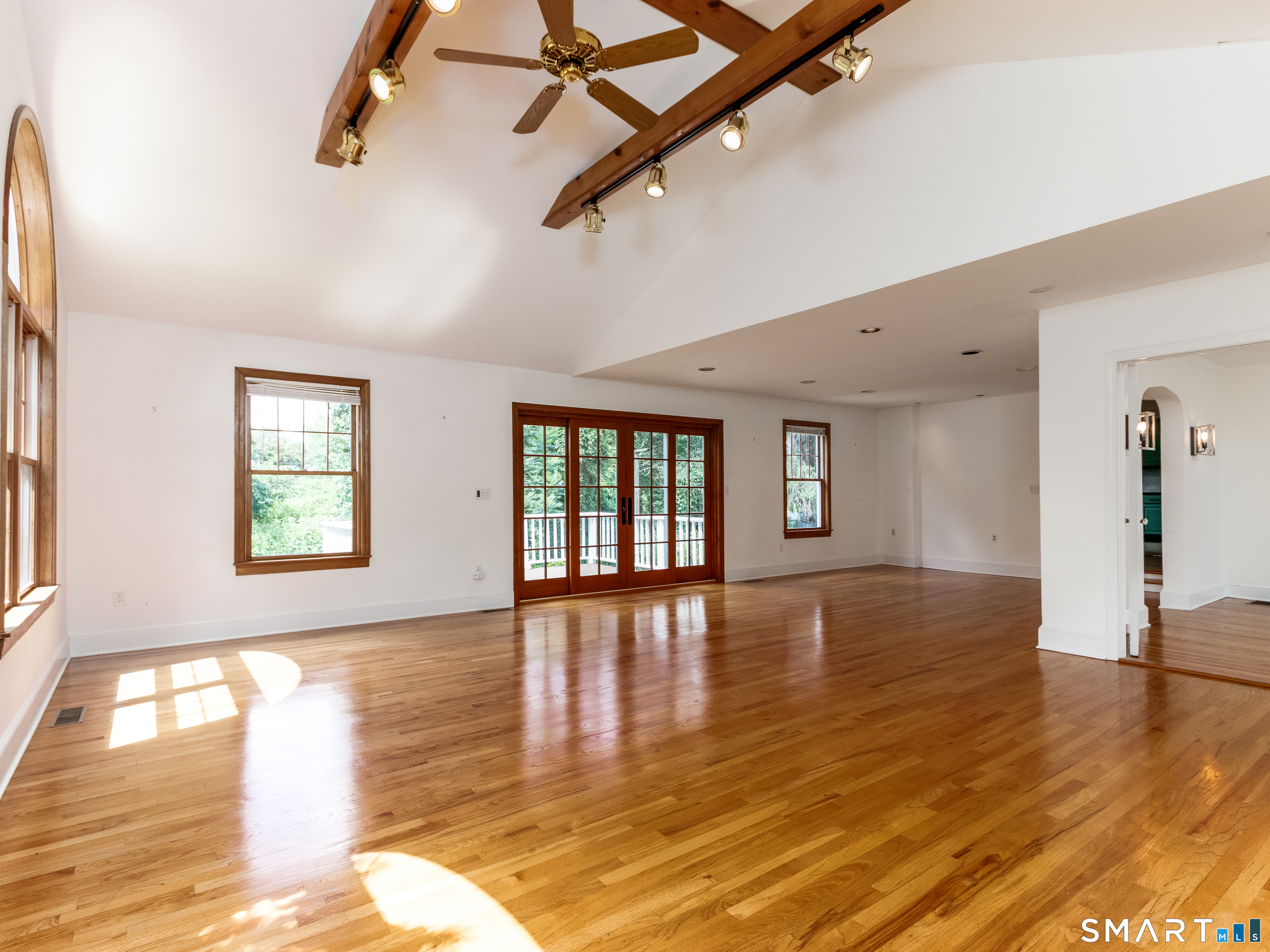 1690 Ridge Road North Haven CT 06473