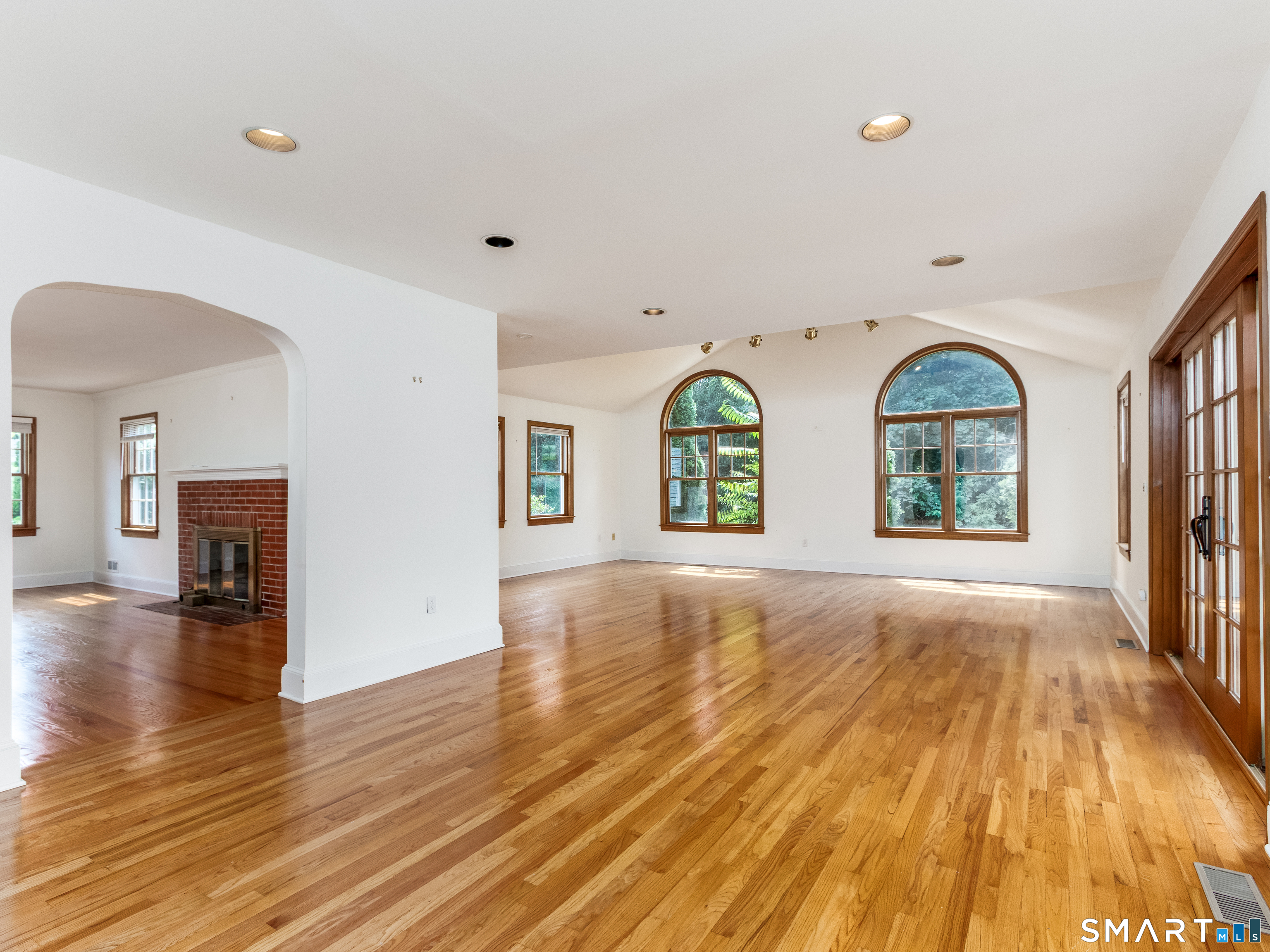 1690 Ridge Road North Haven CT 06473