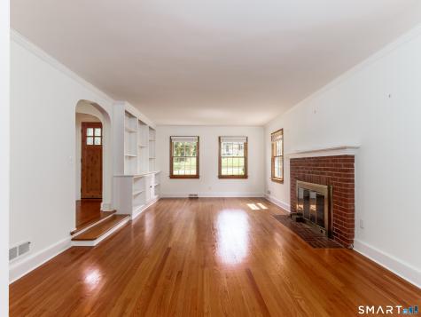 1690 Ridge Road North Haven CT 06473
