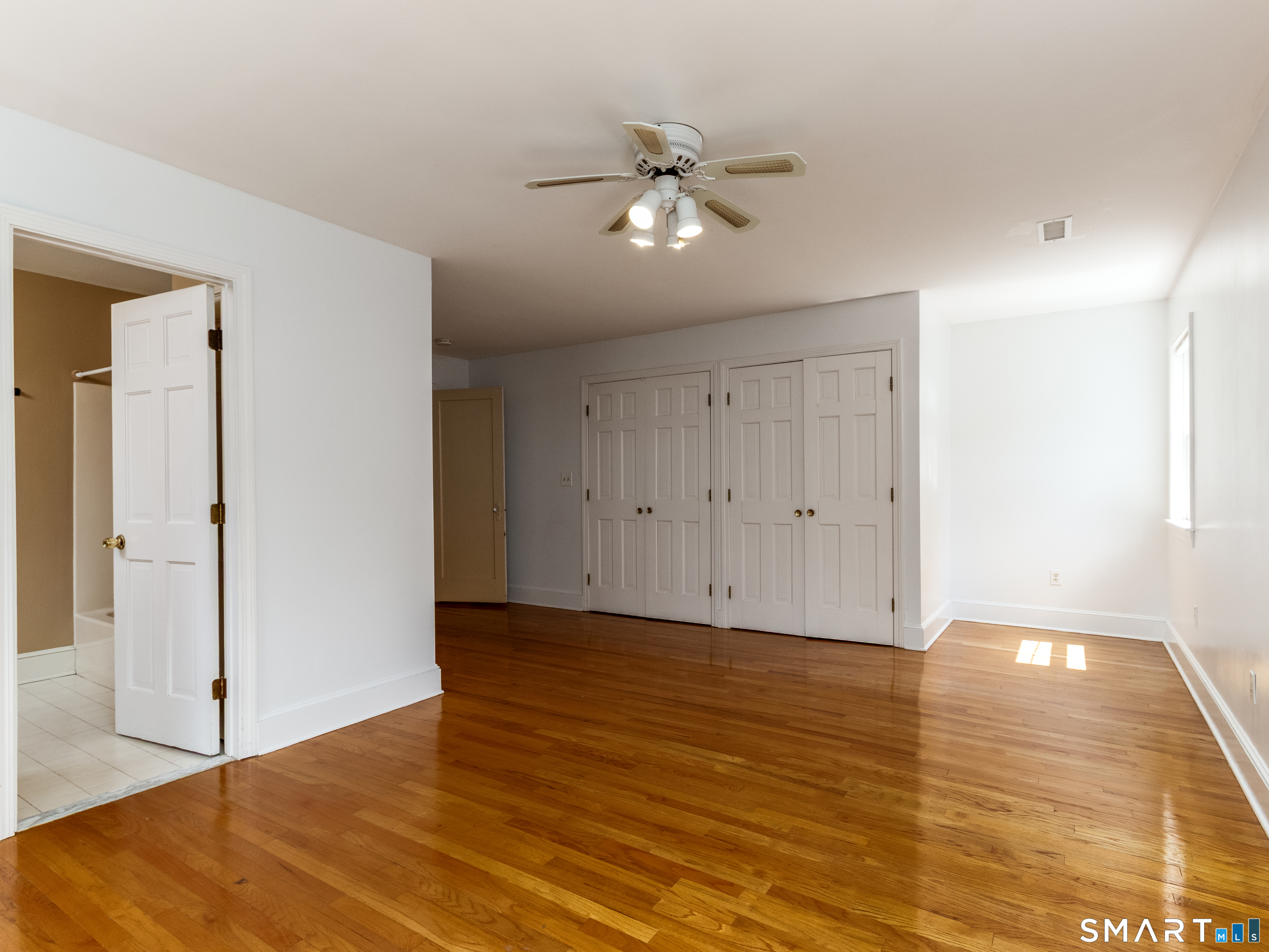 1690 Ridge Road North Haven CT 06473