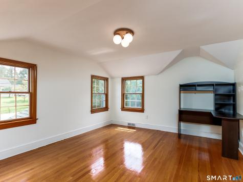 1690 Ridge Road North Haven CT 06473