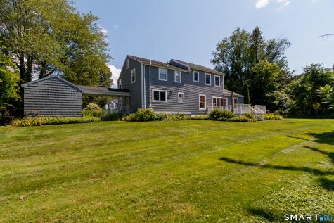 1690 Ridge Road North Haven CT 06473