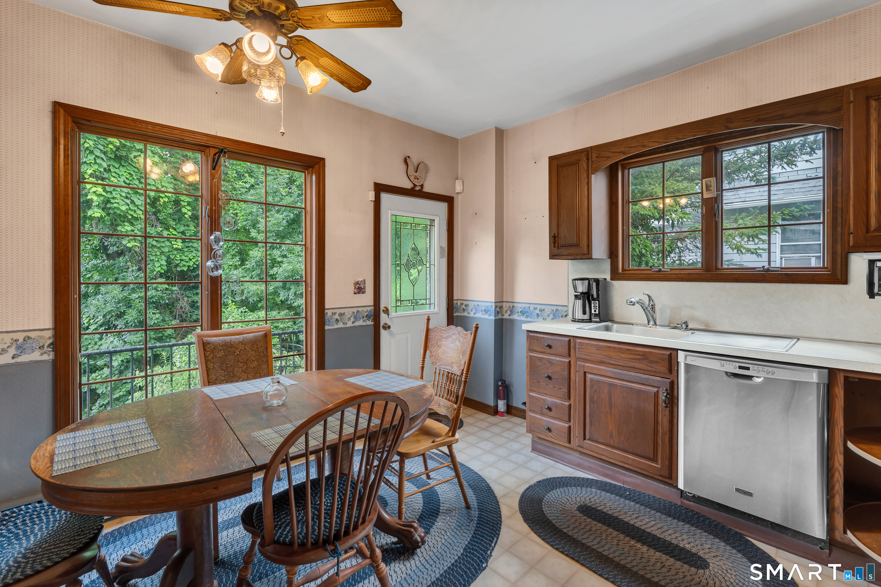 445 Farmington Avenue Waterbury CT 06710
