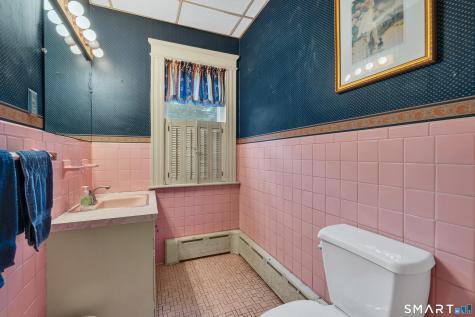 445 Farmington Avenue Waterbury CT 06710