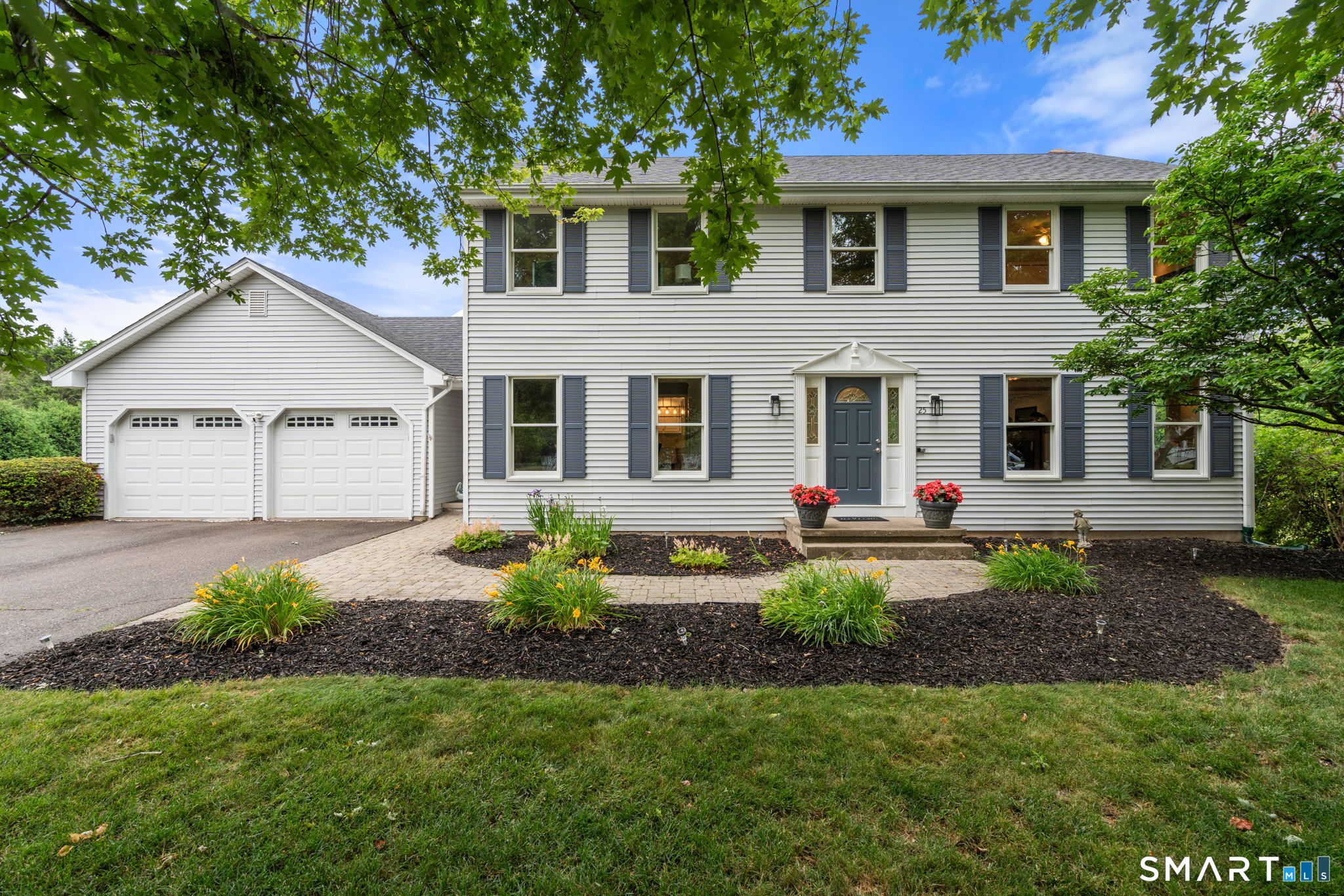 25 Vincent Circle South Windsor CT 06074