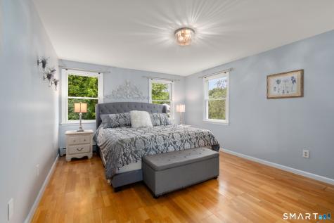 25 Vincent Circle South Windsor CT 06074