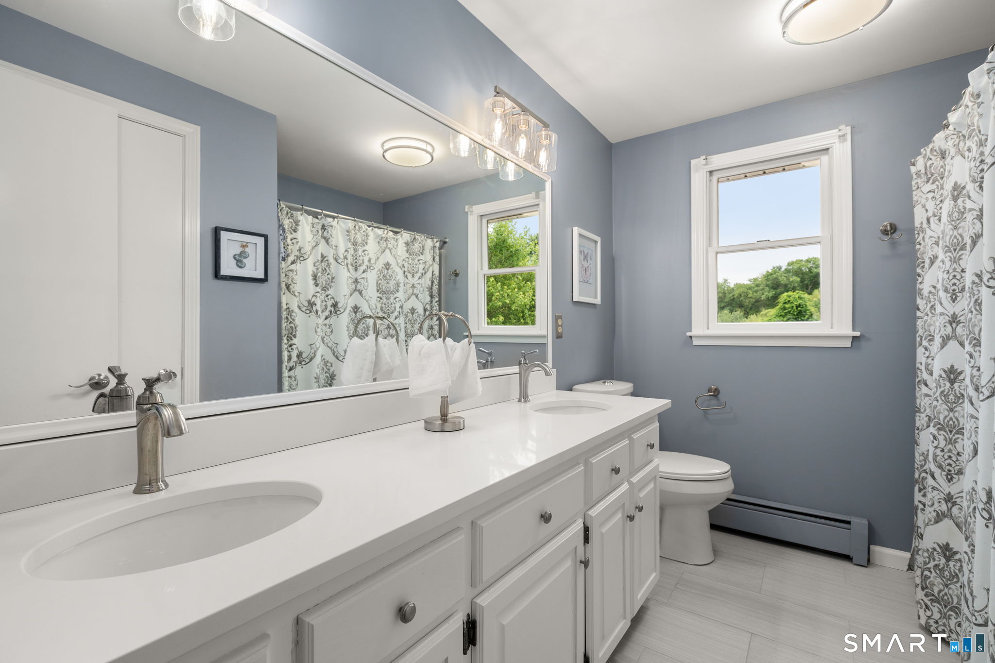25 Vincent Circle South Windsor CT 06074