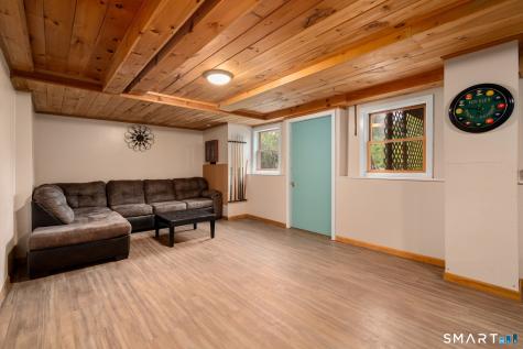 25 Vincent Circle South Windsor CT 06074