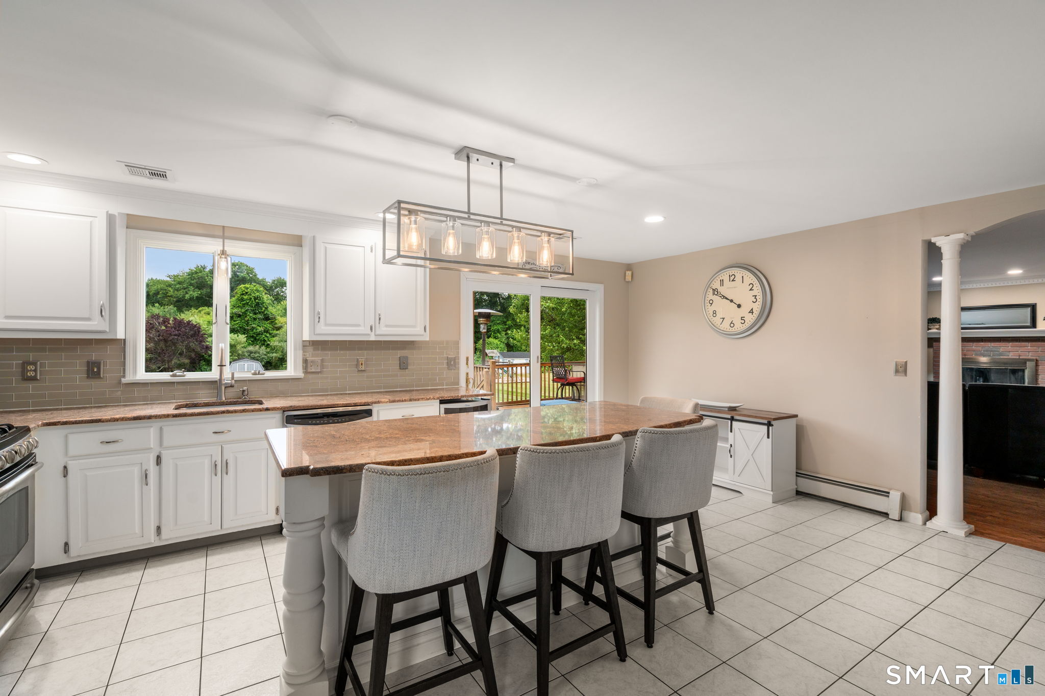 25 Vincent Circle South Windsor CT 06074