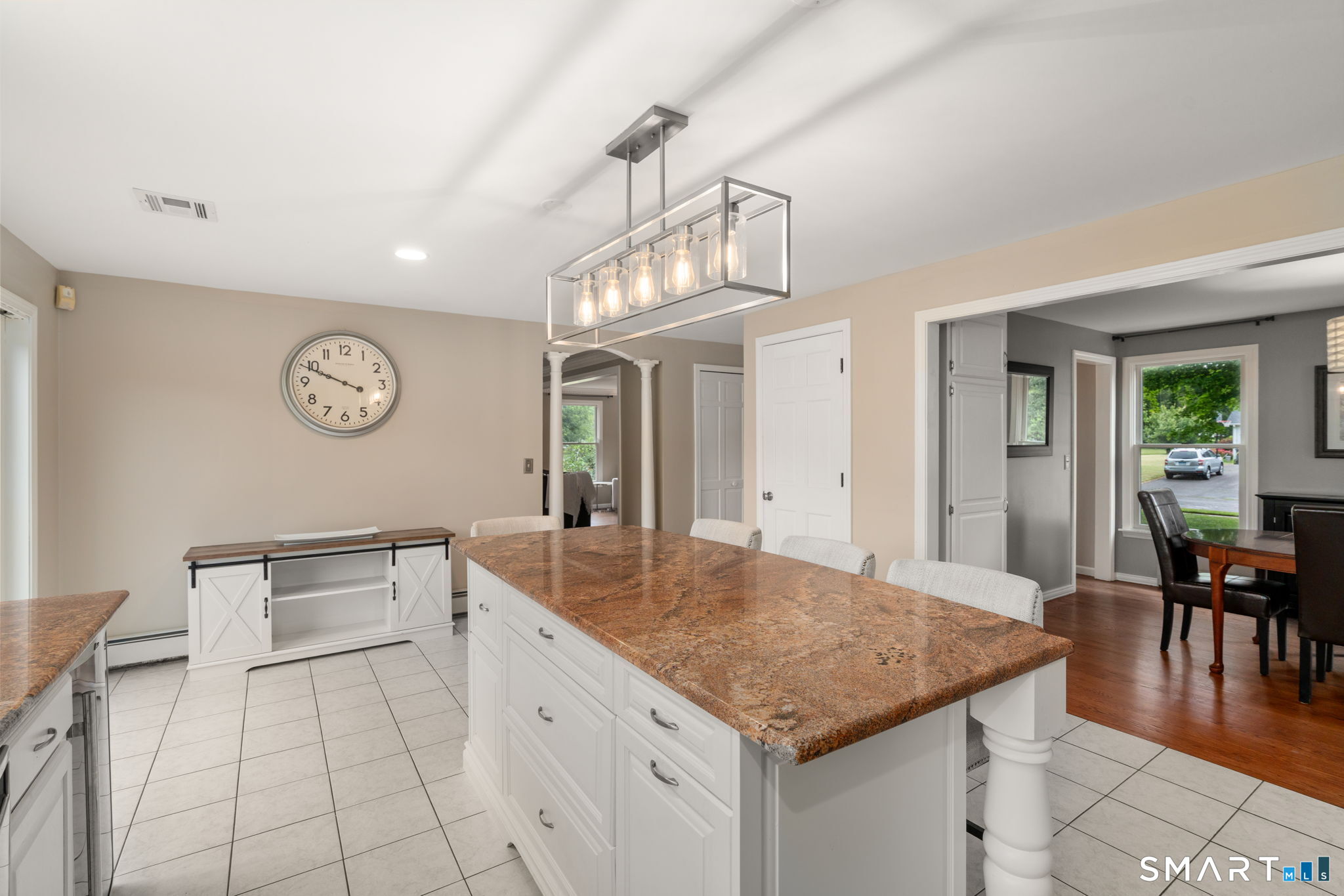 25 Vincent Circle South Windsor CT 06074