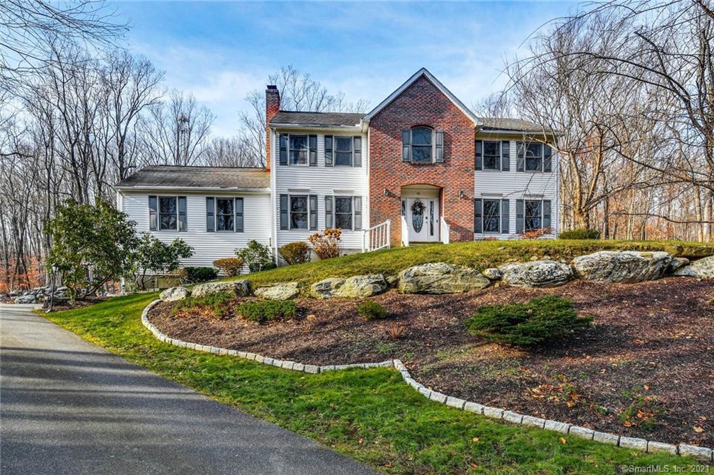 48 Fox Run Monroe CT 06468