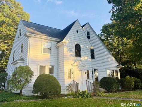 150 Ridgewood Avenue North Haven CT 06473