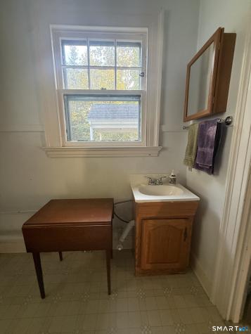 150 Ridgewood Avenue North Haven CT 06473