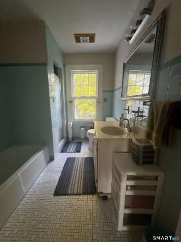 150 Ridgewood Avenue North Haven CT 06473