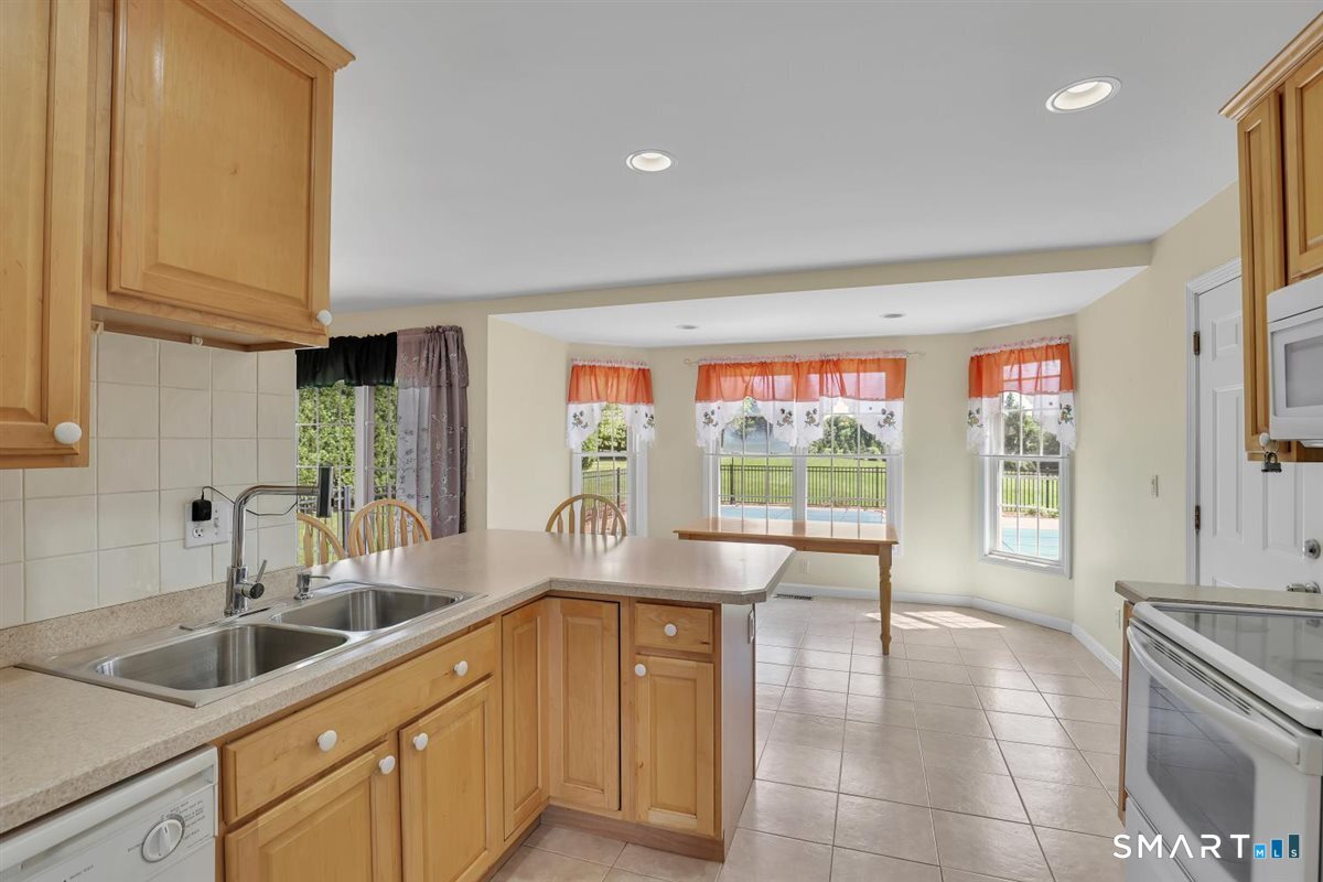 66 Highland Avenue East Windsor CT 06016
