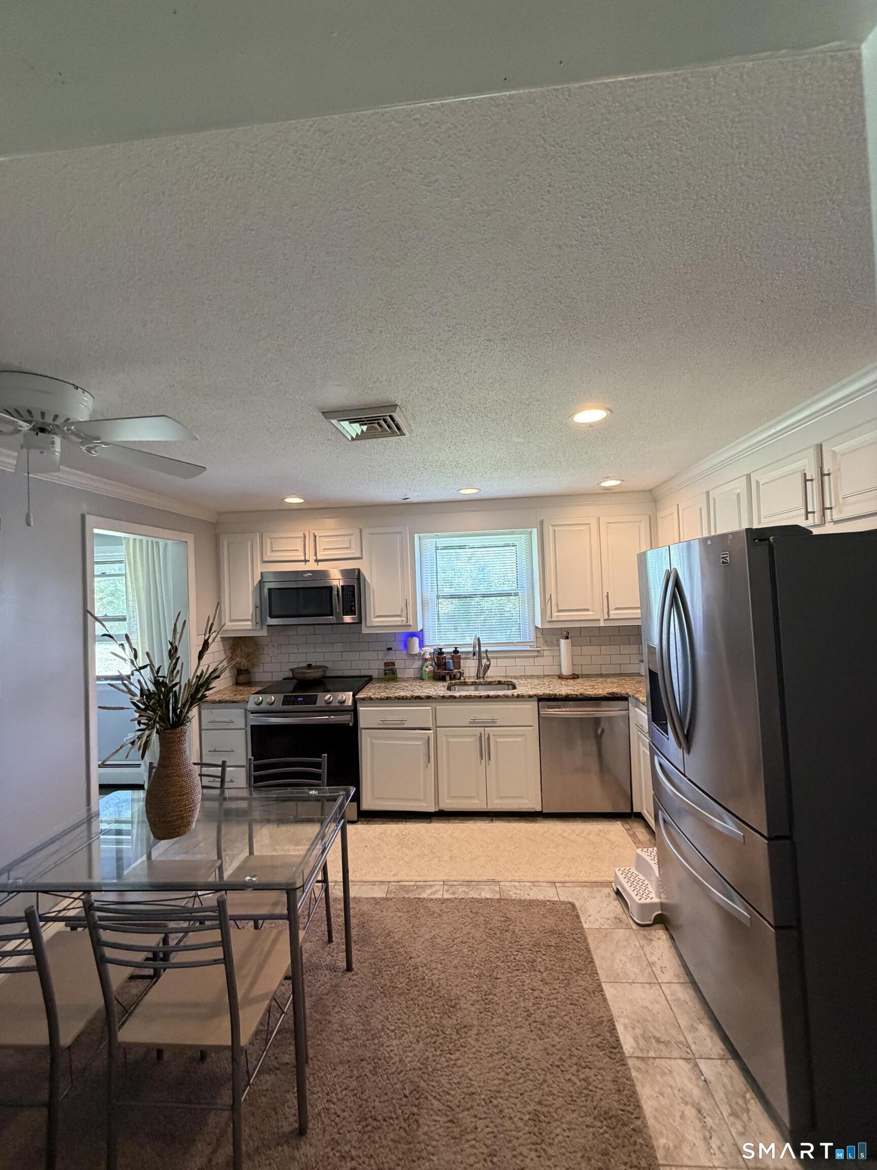 204 Willowcrest Drive Windsor CT 06095