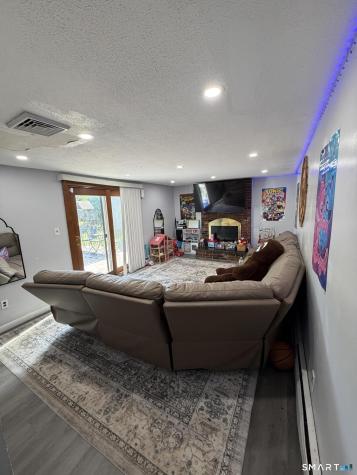 204 Willowcrest Drive Windsor CT 06095