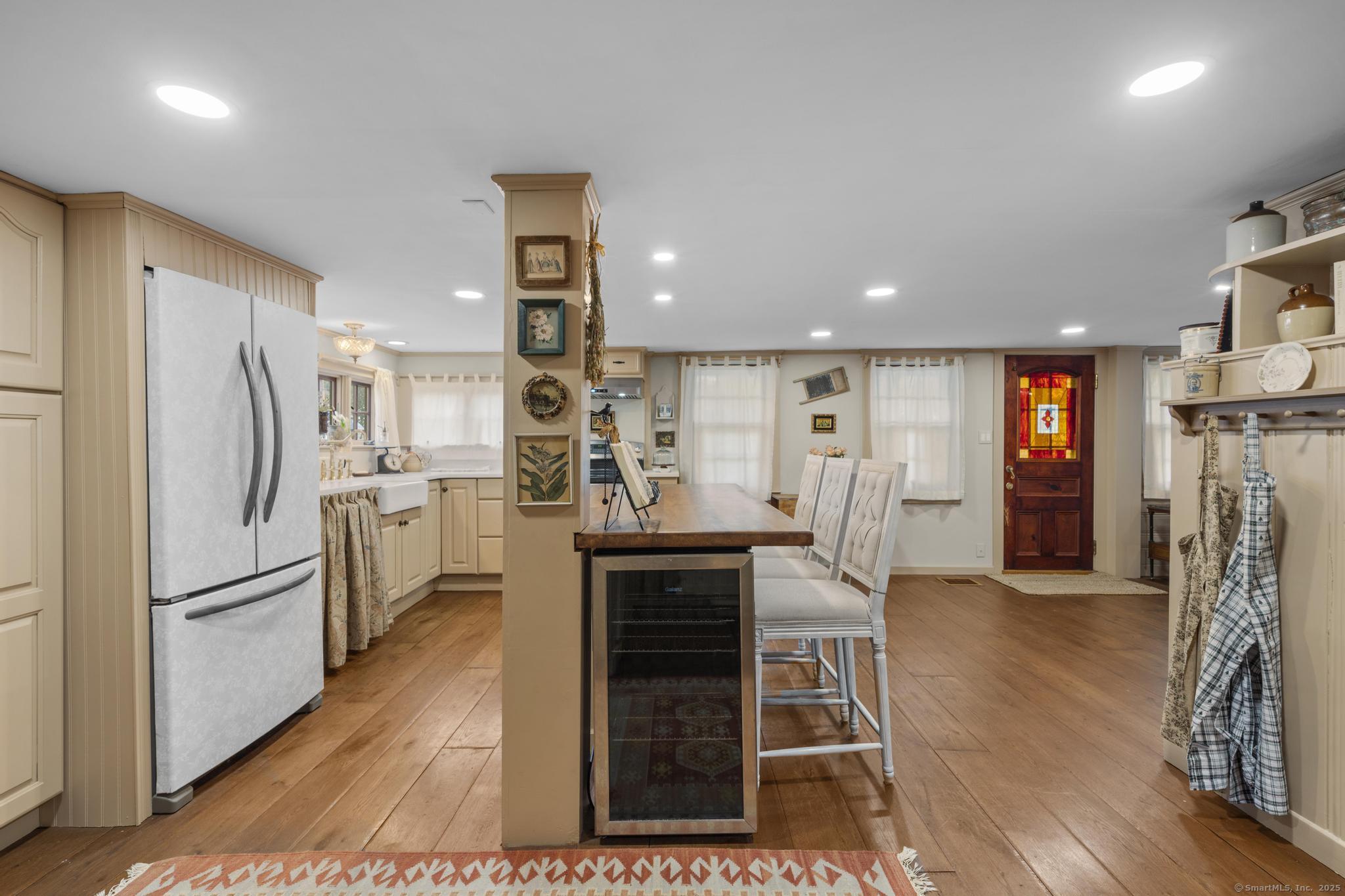 7 Cheney Lane East Hartford CT 06118