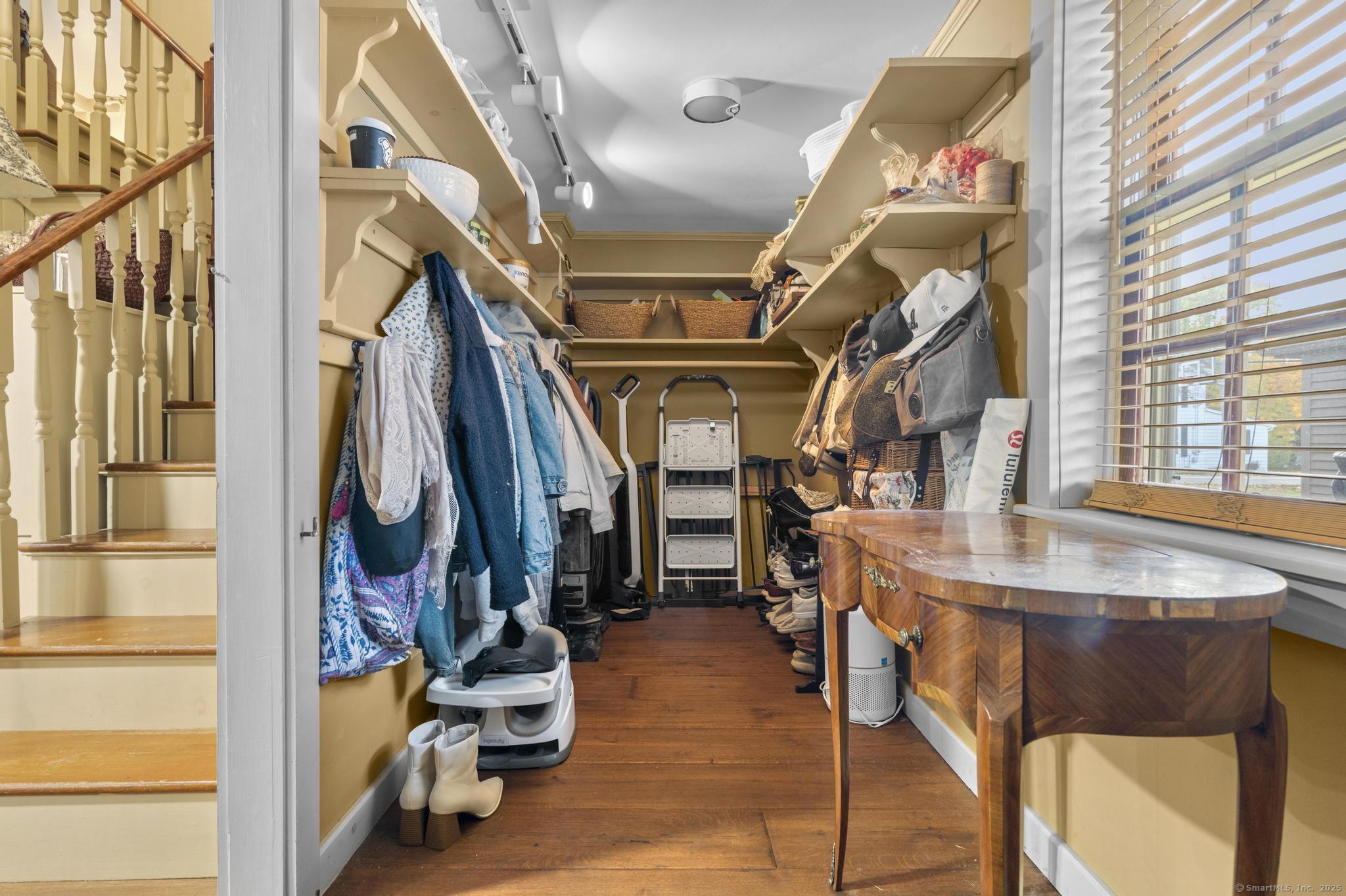 7 Cheney Lane East Hartford CT 06118