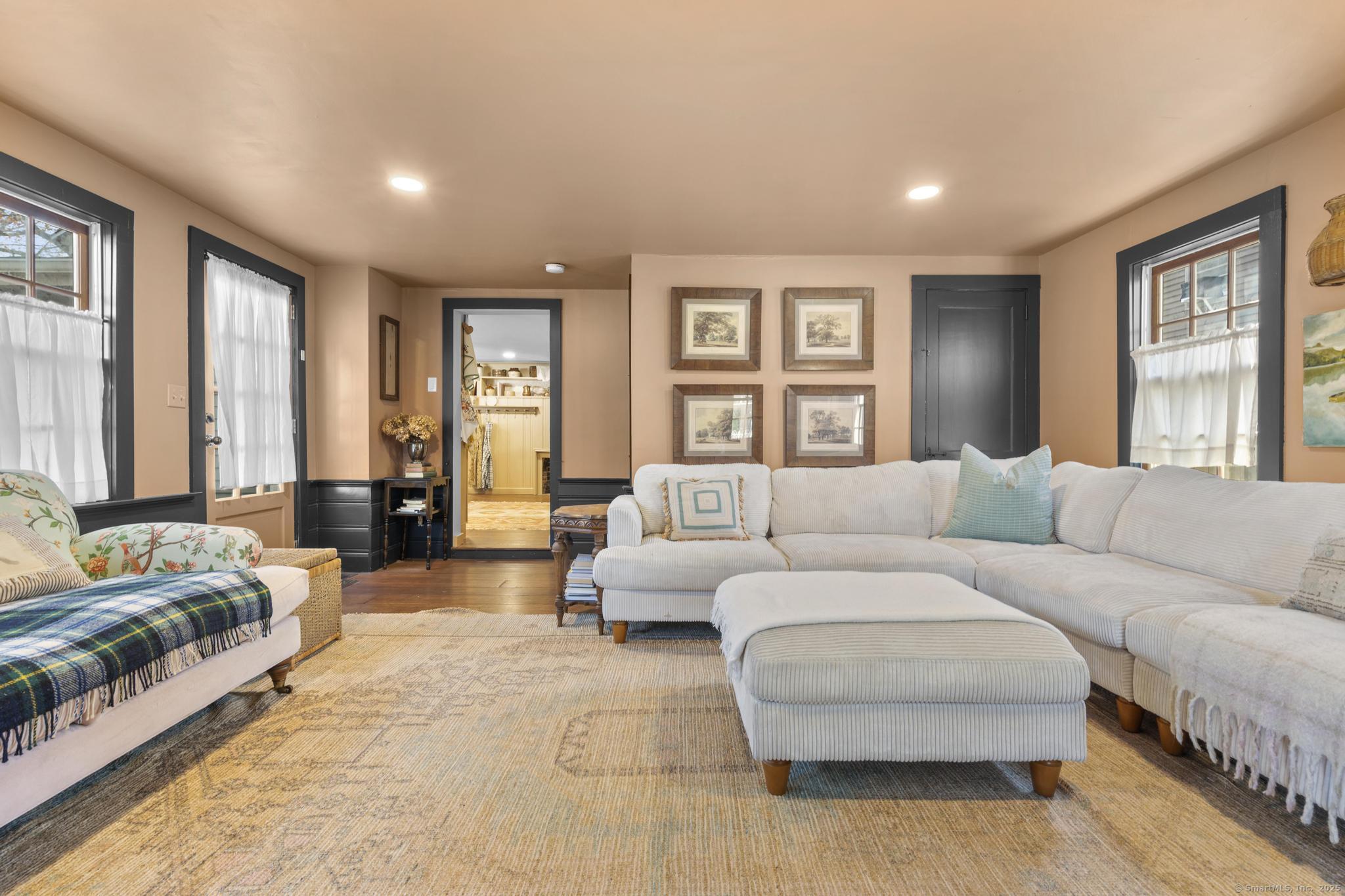 7 Cheney Lane East Hartford CT 06118