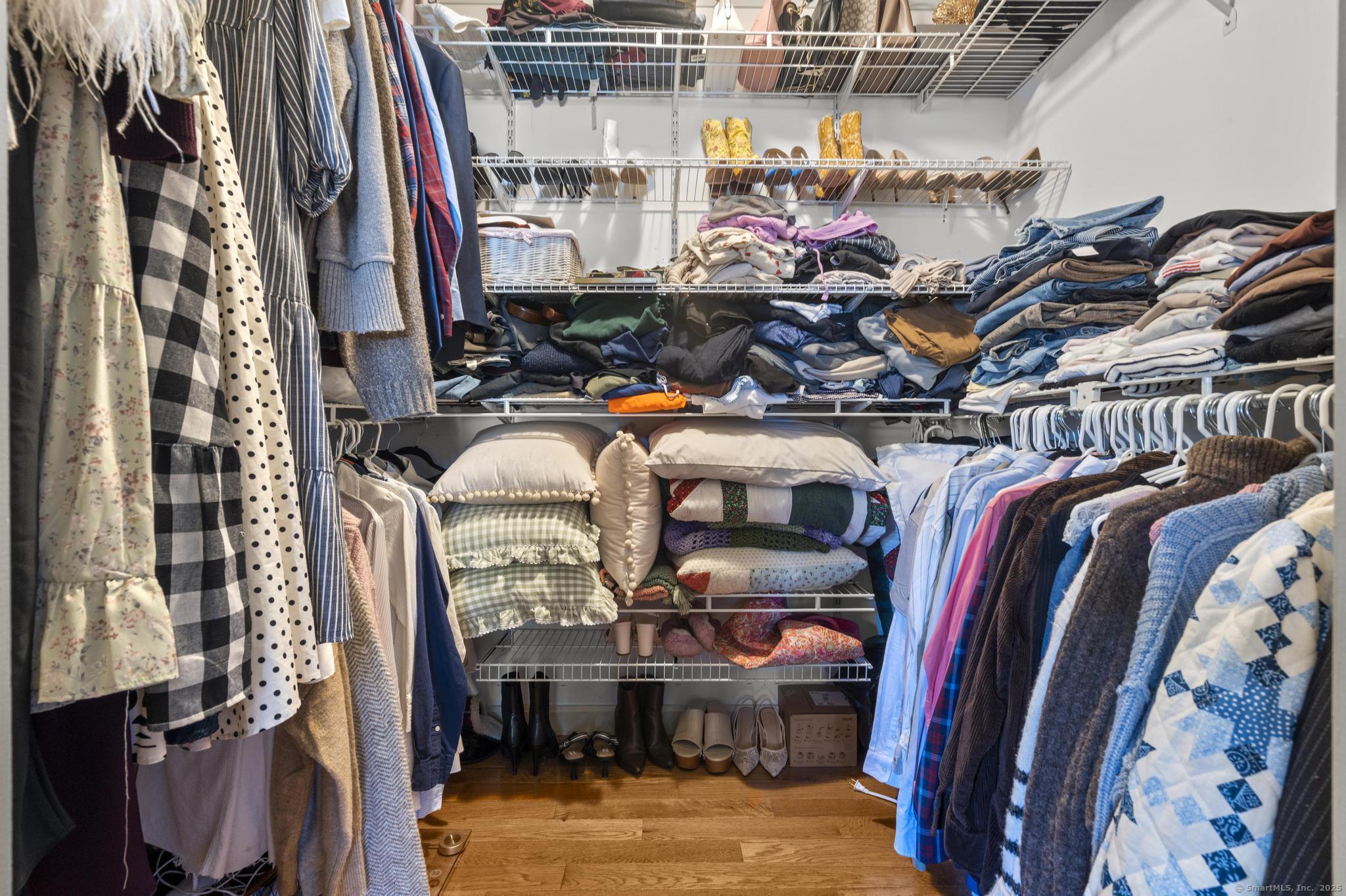 7 Cheney Lane East Hartford CT 06118